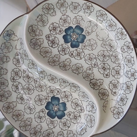 Japanese style plates. - Picture 3 of 5